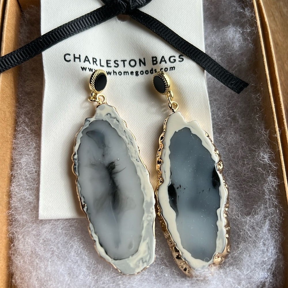 Lightweight Gold Edged Gray Shell-Like Earrings